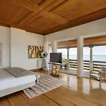 Blissful Seafront كاسكايس