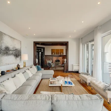 Villa Blissful Seafront Cascais